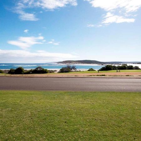 Pelican Shore Oceanfront Villa 6 Kalbarri Exterior foto